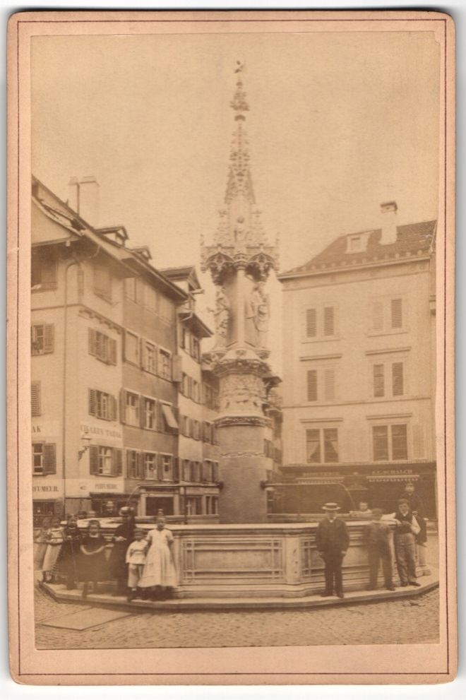 Fotografie &  Plakate: Fotografie Basel, Weinmarkt mit Weinmark – Gebraucht aus Berlin von bartko-reher