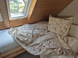Bettwäsche mit Blumenmuster beige guter Zustand