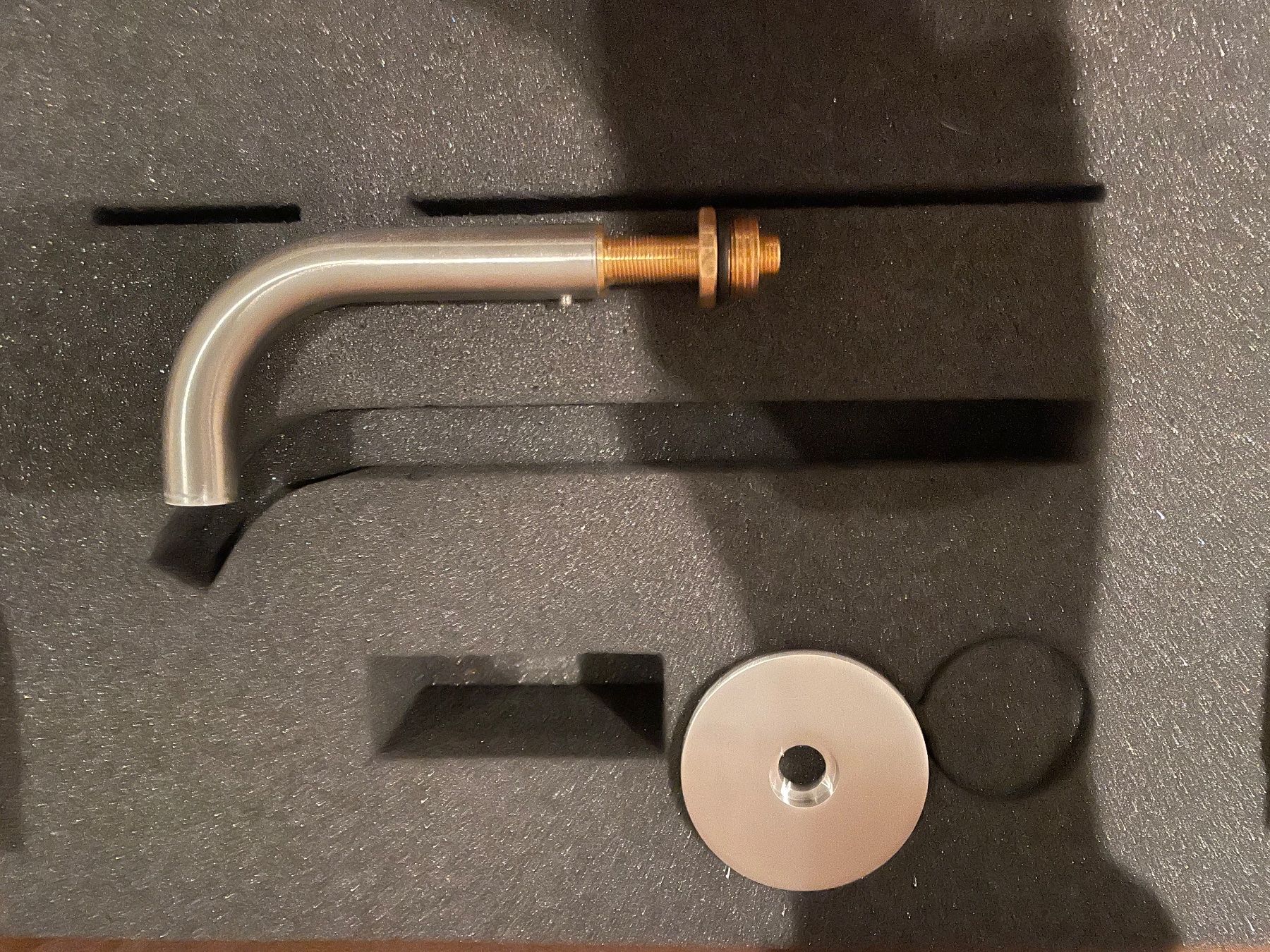 Rubinetteria: Antonio Lupi, Wandauslauf 130mm – Nuovo e nell'imballaggio originale da Bern venduto da RS-Outlet