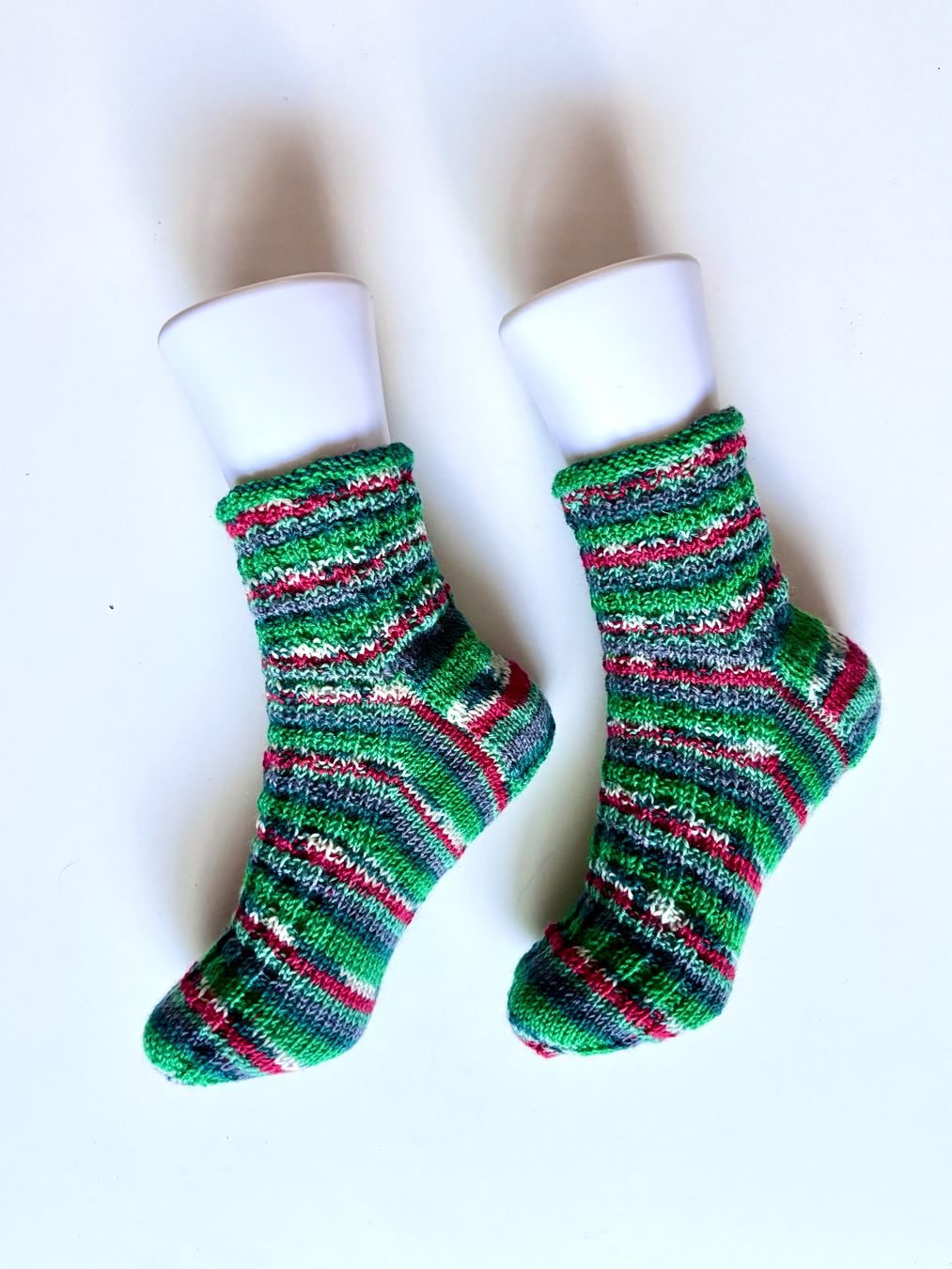 Calze: Weiche handgestrickte Socken, Grösse 37 – Nuovo e nell'imballaggio originale da Fislisbach venduto da handglismet