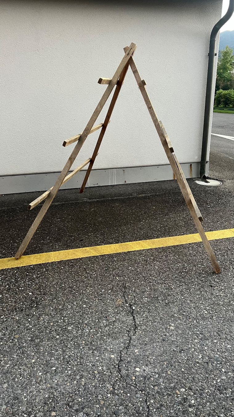Articoli in legno: 5 Stk. Heutrockner/Ständer  (Birchlig) – Usato da Schübelbach venduto da Dolly990_2 2