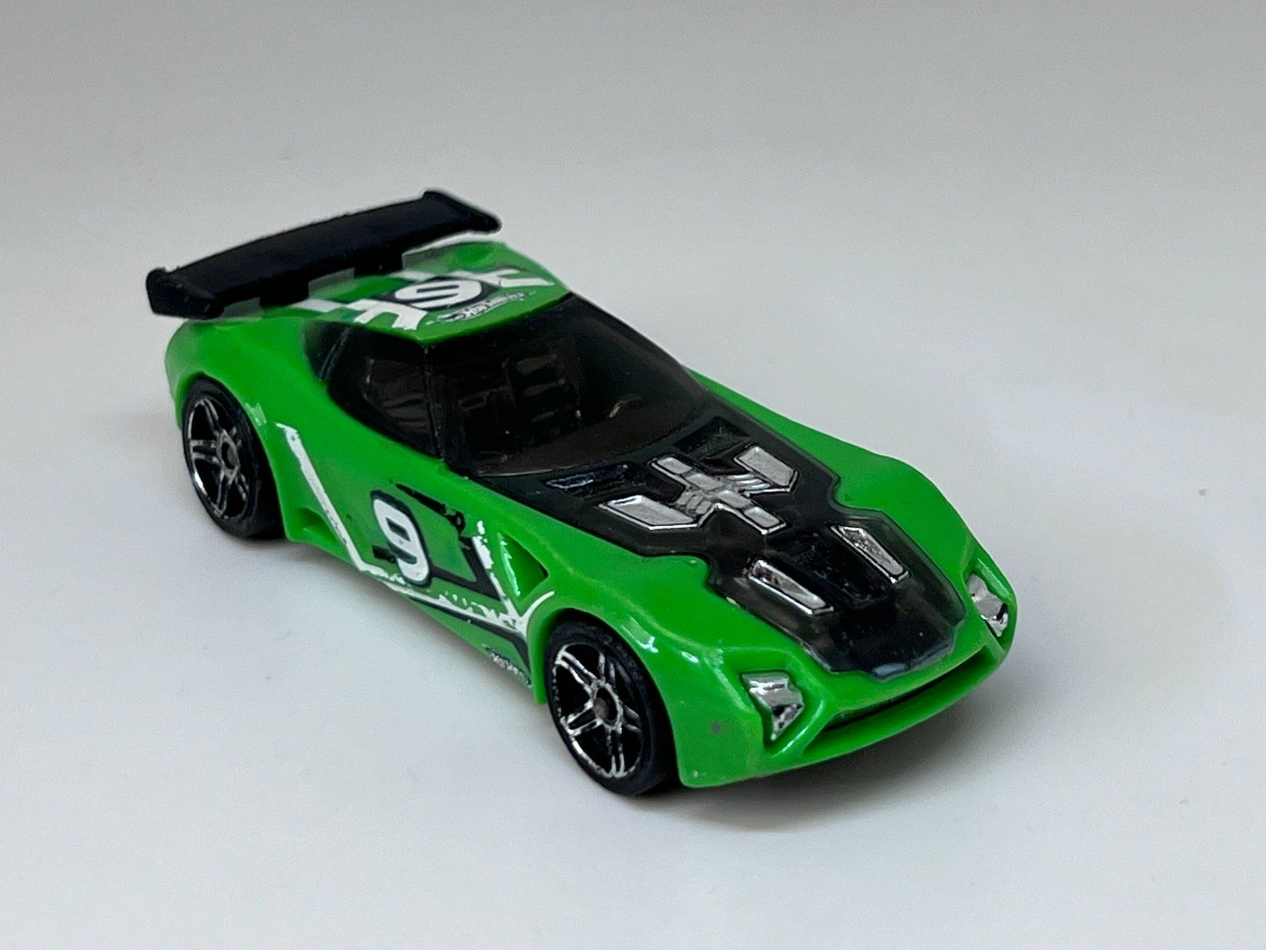 Hot Wheels Modellini d'auto: Hot Wheels Nerve Hammer #73 – Usato da Wildegg venduto da LaaBoutique
