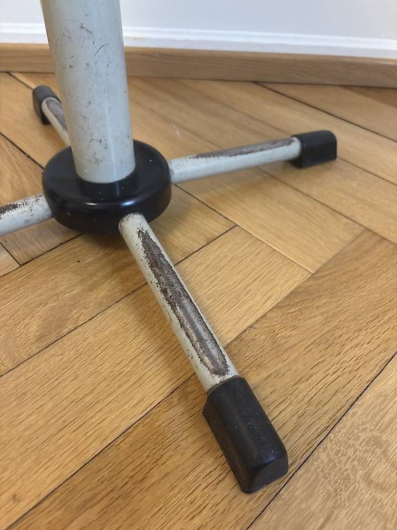 Sgabelli: Werkstatthocker Hocker Vintage – Usato da Basel venduto da jln_arch_1010 3