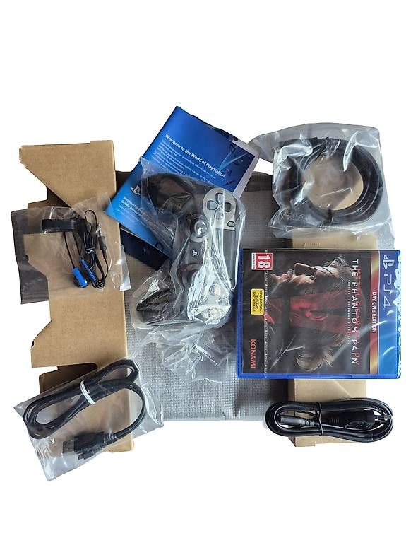 Sony Consoles: PS4 Metal Gear Solid Limited Edition – D'occasion à Eschen par Auto-dm 4