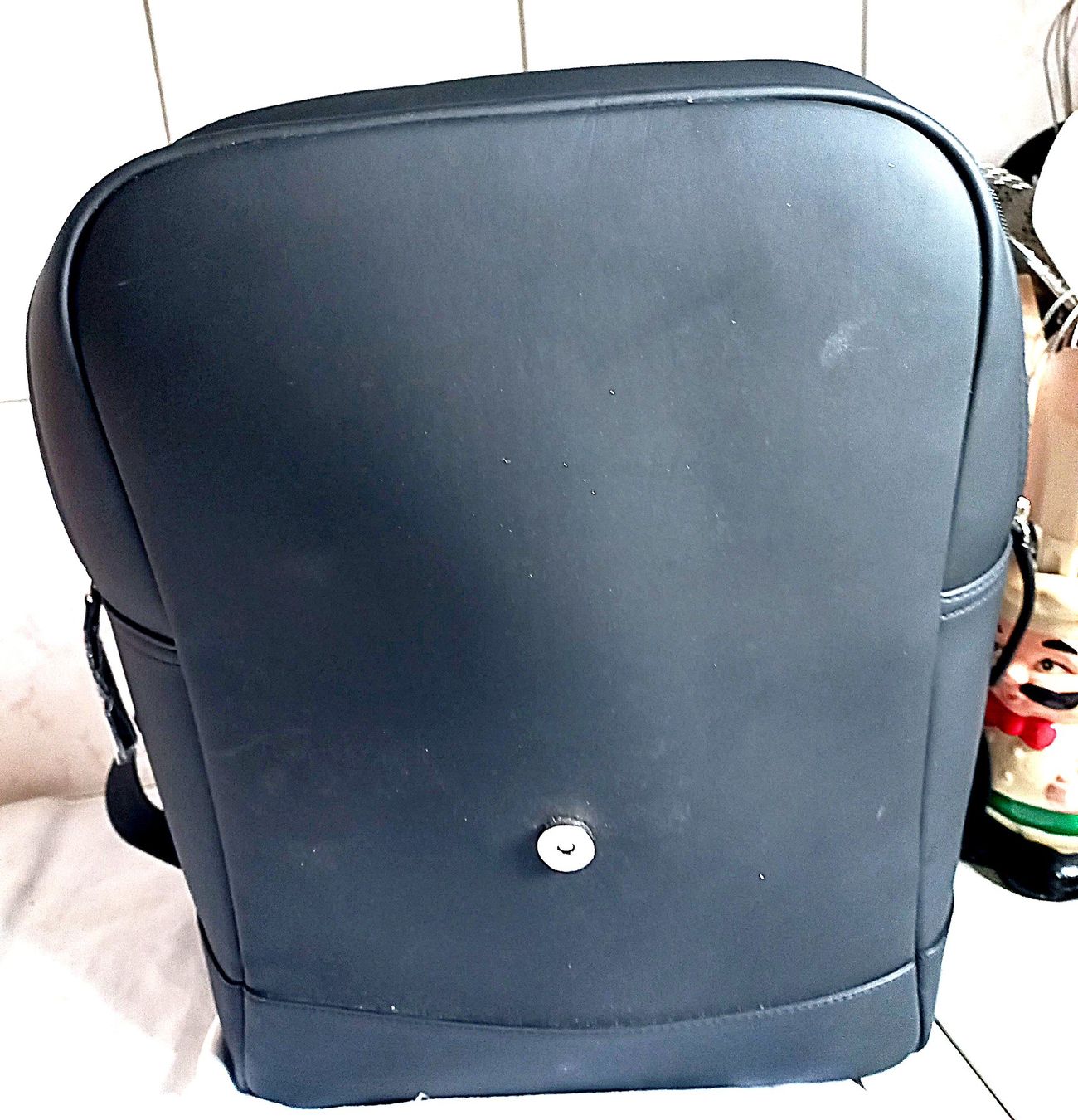 Rucksäcke: Wind & Vipes Rucksack mit Golddeckel – Gebraucht aus Baar von 2cvbaar 2
