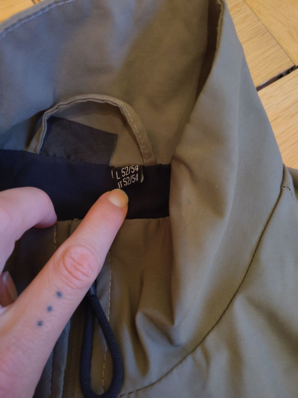 Jacken: Übergangsjacke – Gebraucht aus Bern von Linii 2