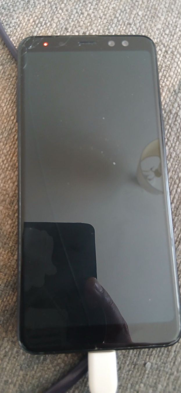 Samsung Telefoni cellulari / Smartphones: Samsung A8 – Usato da Zürich venduto da Discount_man123 4