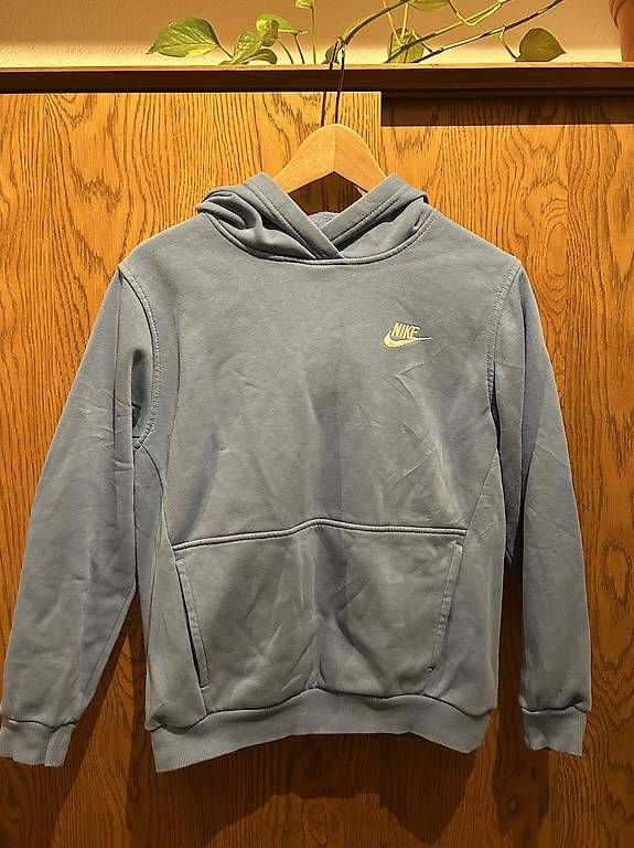 Maglioni & Felpe: hellblauer Hoodie – Usato da Langnau am Albis venduto da npi_rsc8