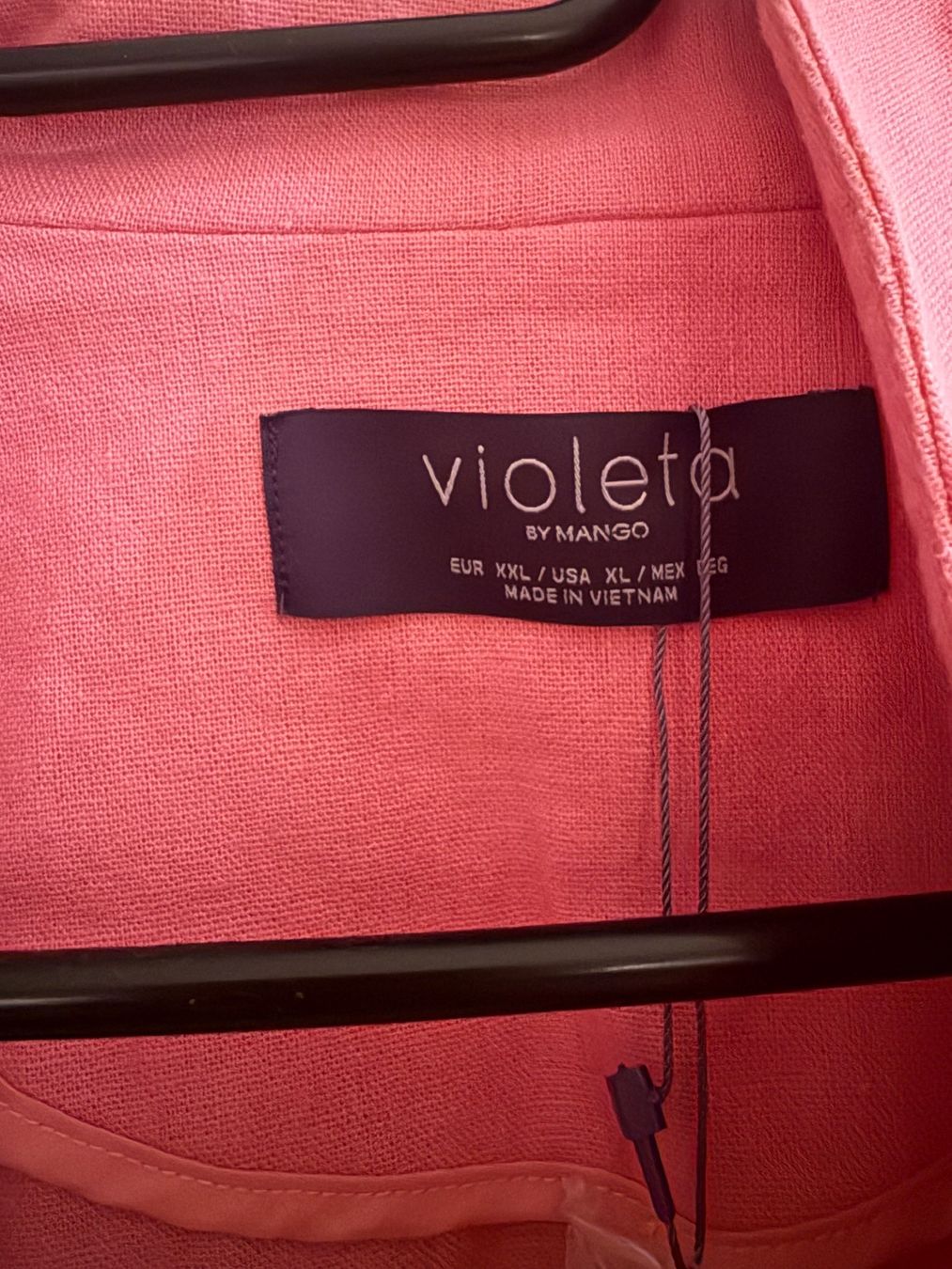 Giacche: Veste / blazer Violeta by Mango – Usato da Vandoeuvres venduto da iga_zzg6 1