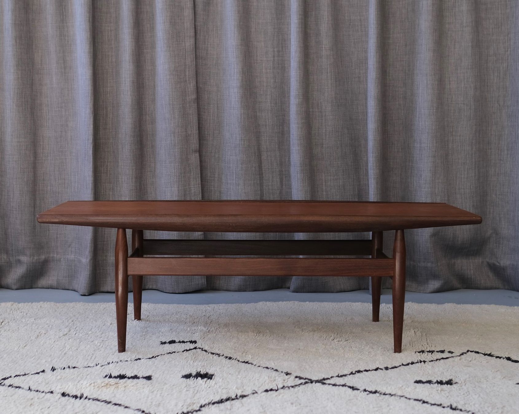 Tavoli: Danish Midcentury Teak Coffee Table ca.1960 – Usato da Bern venduto da Zmodern_VIN 5