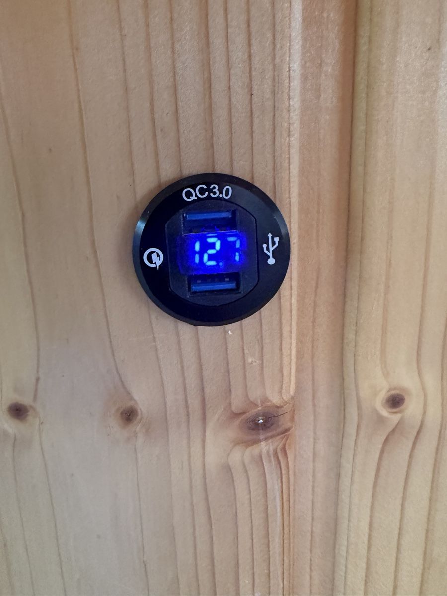 Panneaux solaires: 4x Solar Batterie 12 Volt 190Ah – D'occasion à Luzern par Trackzila 5