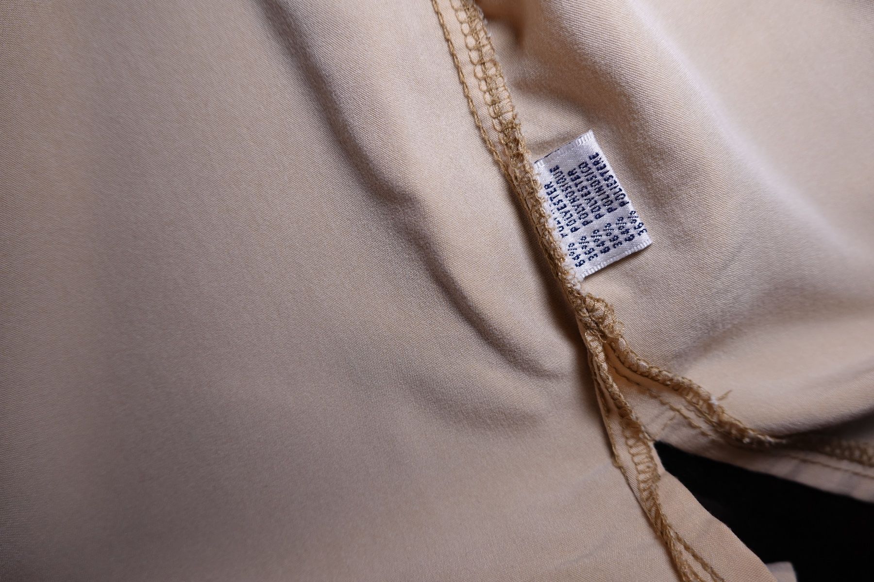 Blusen: Beige Bluse M – Gebraucht aus Zürich von yja_c5xh 1