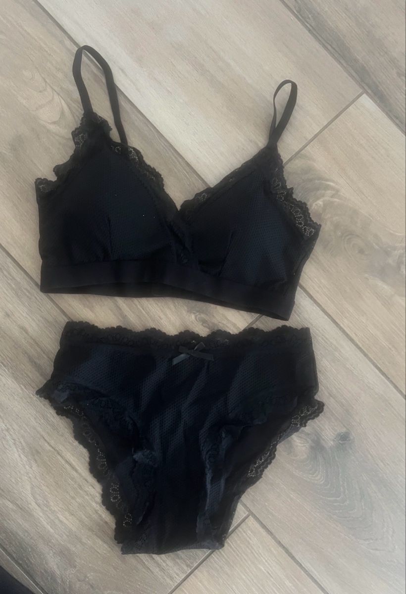 Altra biancheria intima: SCHWARZES DESSOUS-SET UNGETRAGEN GRÖSSE S – Nuovo e nell'imballaggio originale da Dübendorf venduto da ali_g7p8