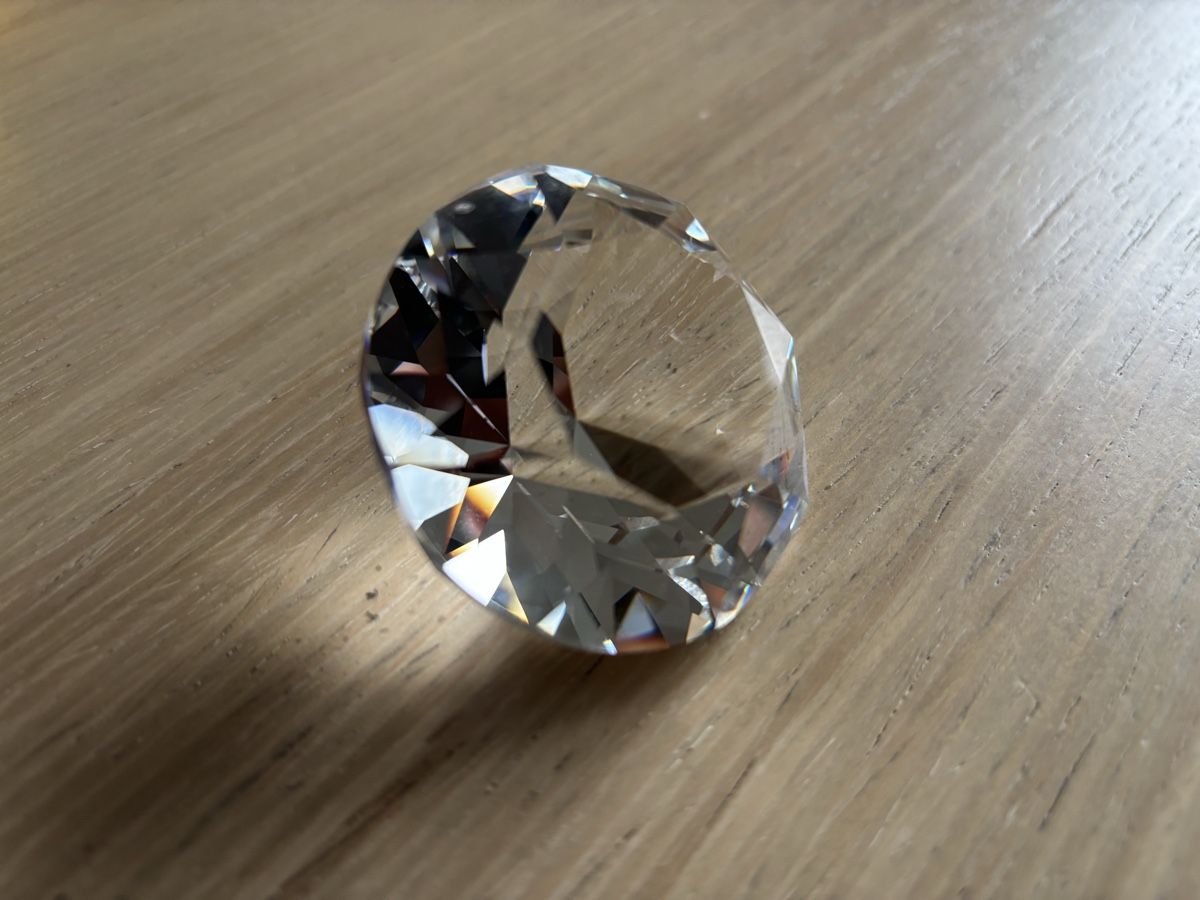 Swarovski Figuren: Swarovski Glas Diamant mit Schatulle – Neu und originalverpackt aus Ennetbaden von Section_H 1