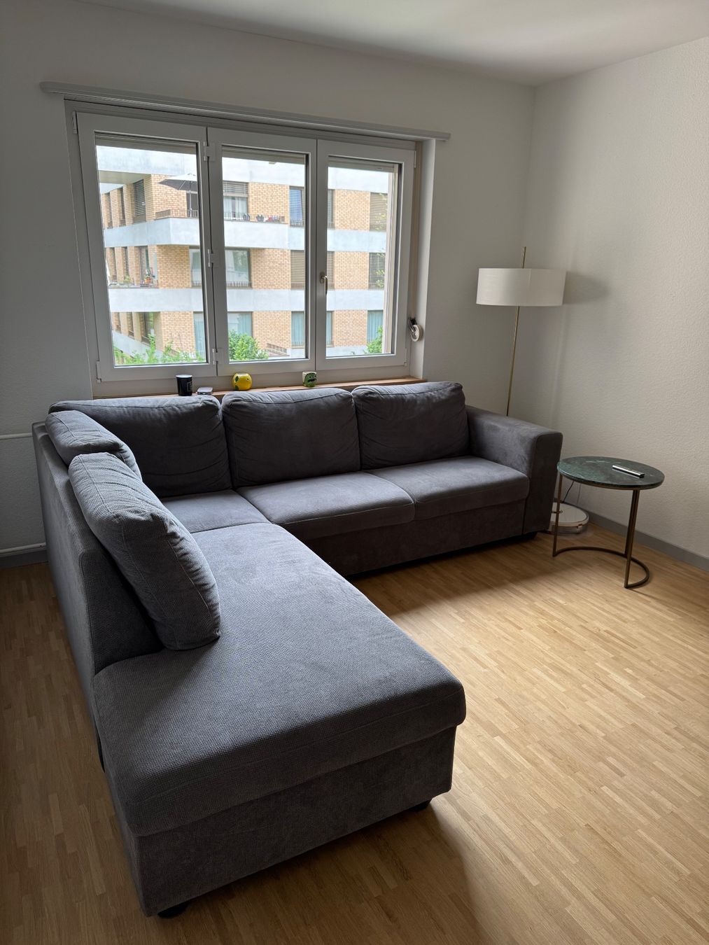 Divani: Ecksofa grau, guter Zustand – Usato da Bern venduto da her_z57y