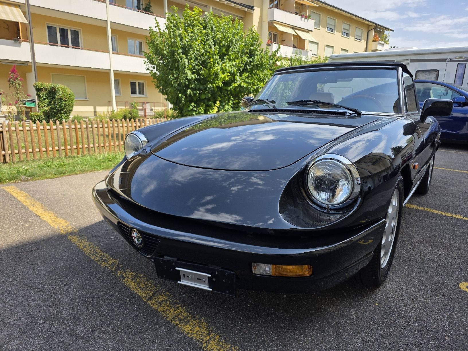 Alfa Romeo Automobili: Alfa Romeo Spider 4. Serie – Usato da Zürich venduto da Sekou1 1