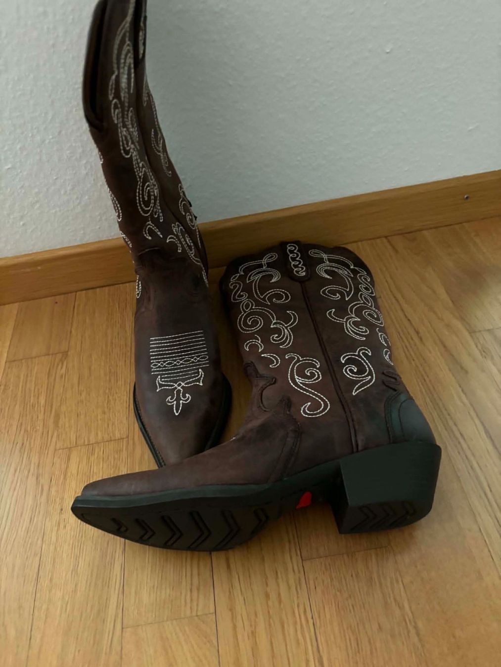 Scarpe da donna: Western Stiefel Original aus echtem Leder – Usato da Luzern venduto da cab_gk7f