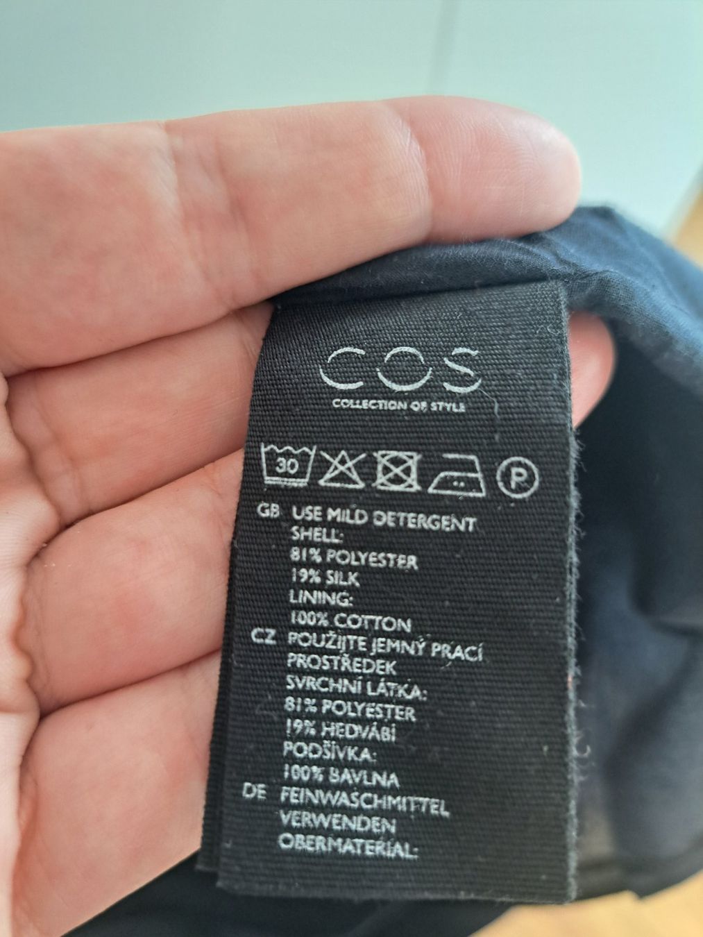 Cos Vestiti: Asymmetrisches Seidenmischkleid von Cos – Usato da Oberengstringen venduto da Kimchimon 5
