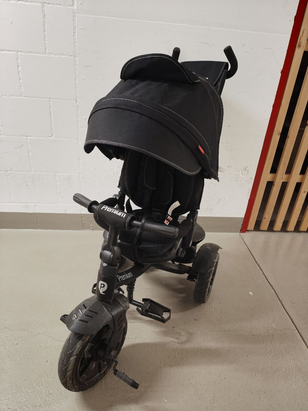 Veicoli per bambini: Dreirad QPlay Premium schwarz – Usato da Obergösgen venduto da SMOCARS 3
