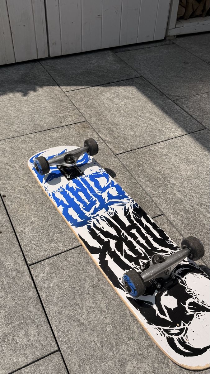 Skateboards: Darkstar Skateboard  – Gebraucht aus Embrach von lea_7vkl 2