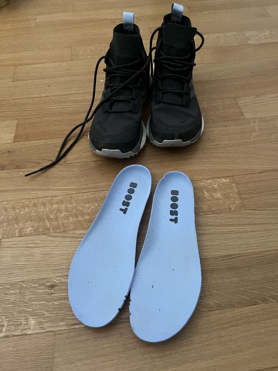 Adidas Scarpe da uomo: Adidas Hiking Shoes – Nuovo (secondo la descrizione) da Zürich venduto da val_5d9k