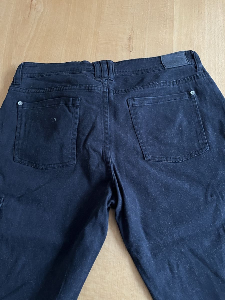 Jeans: Damen Jeans  – Gebraucht aus Kirchberg SG von MB409_4x4 2