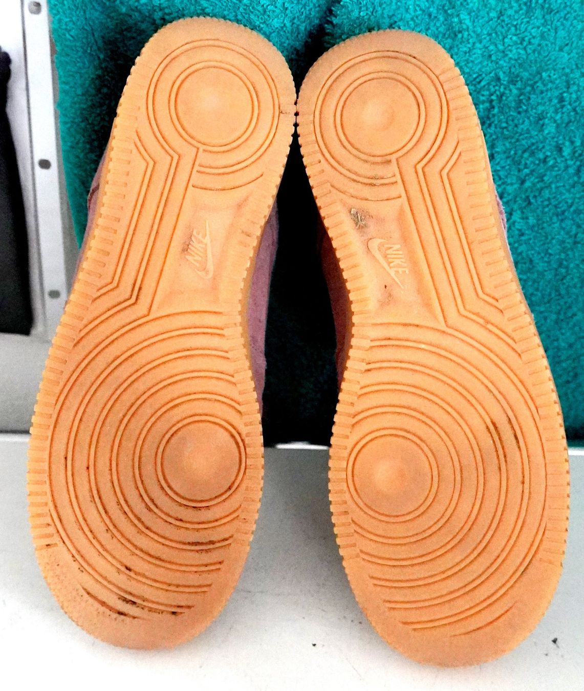 Nike Scarpe da uomo: Nike Turnschuhe 39 – Usato da Baar venduto da 2cvbaar 1