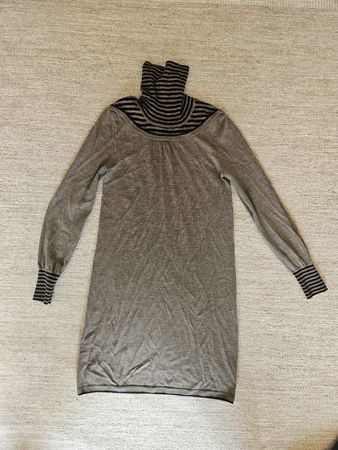 Wollkleid mit Turtelneck 100% Merinowolle