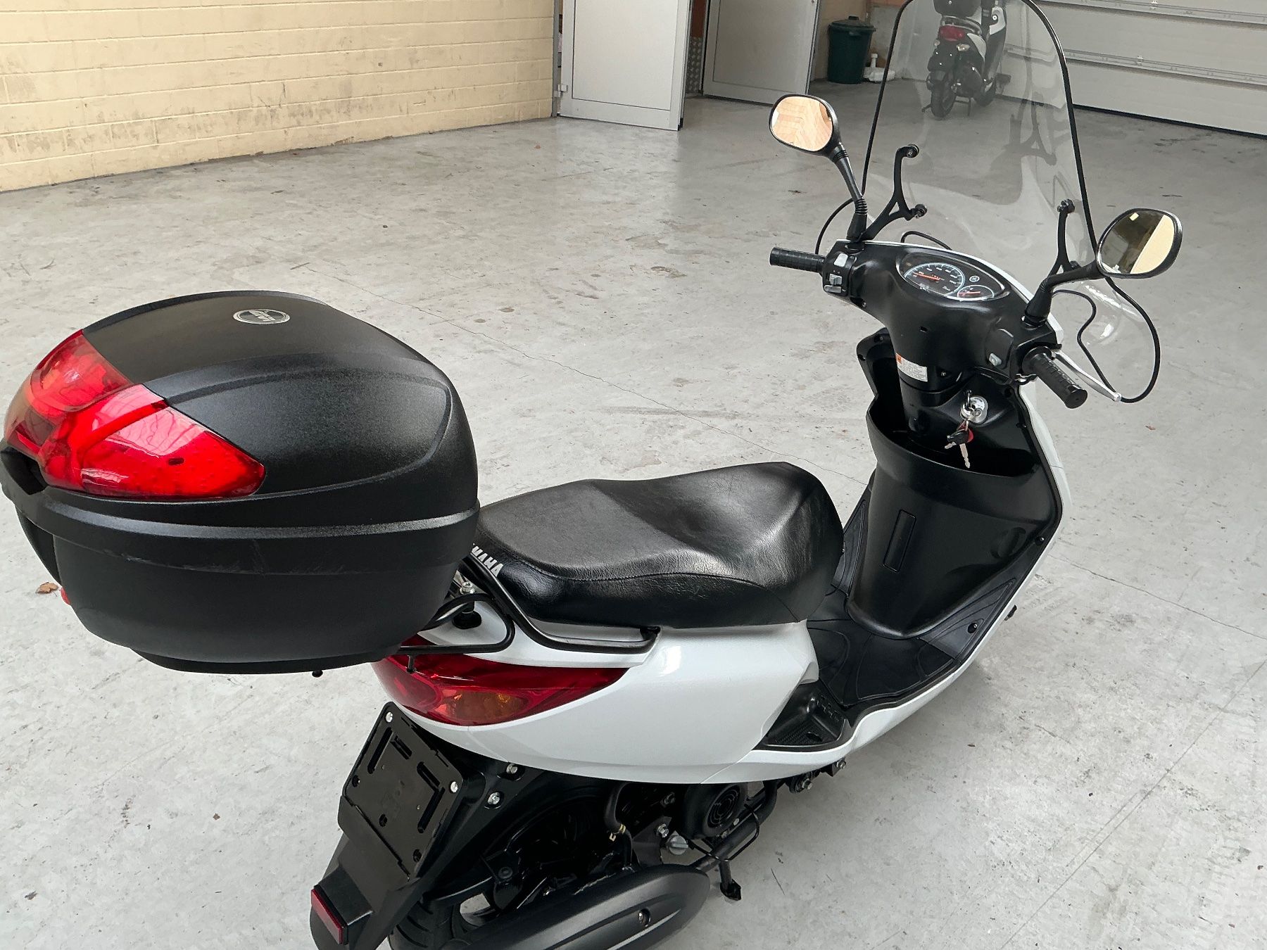 Yamaha Scooter: Yamaha XC 125 – Usato da strengelbach venduto da Zoks 3