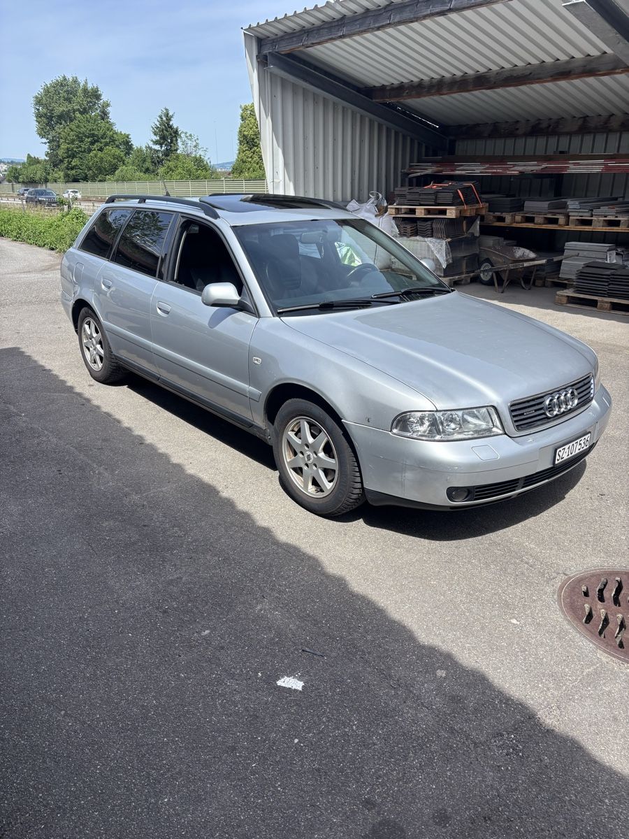 Audi Automobili: Audi A4 B5 Quattro Kombi Silber – Usato da Siebnen venduto da B5-Vabis 1