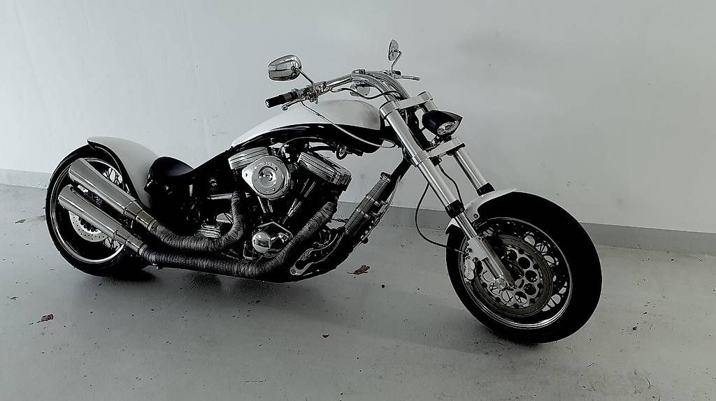 Harley-Davidson Strada: Harley Davidson - HPU HURRICANE 2320 – Usato da Chénens venduto da x-fragil