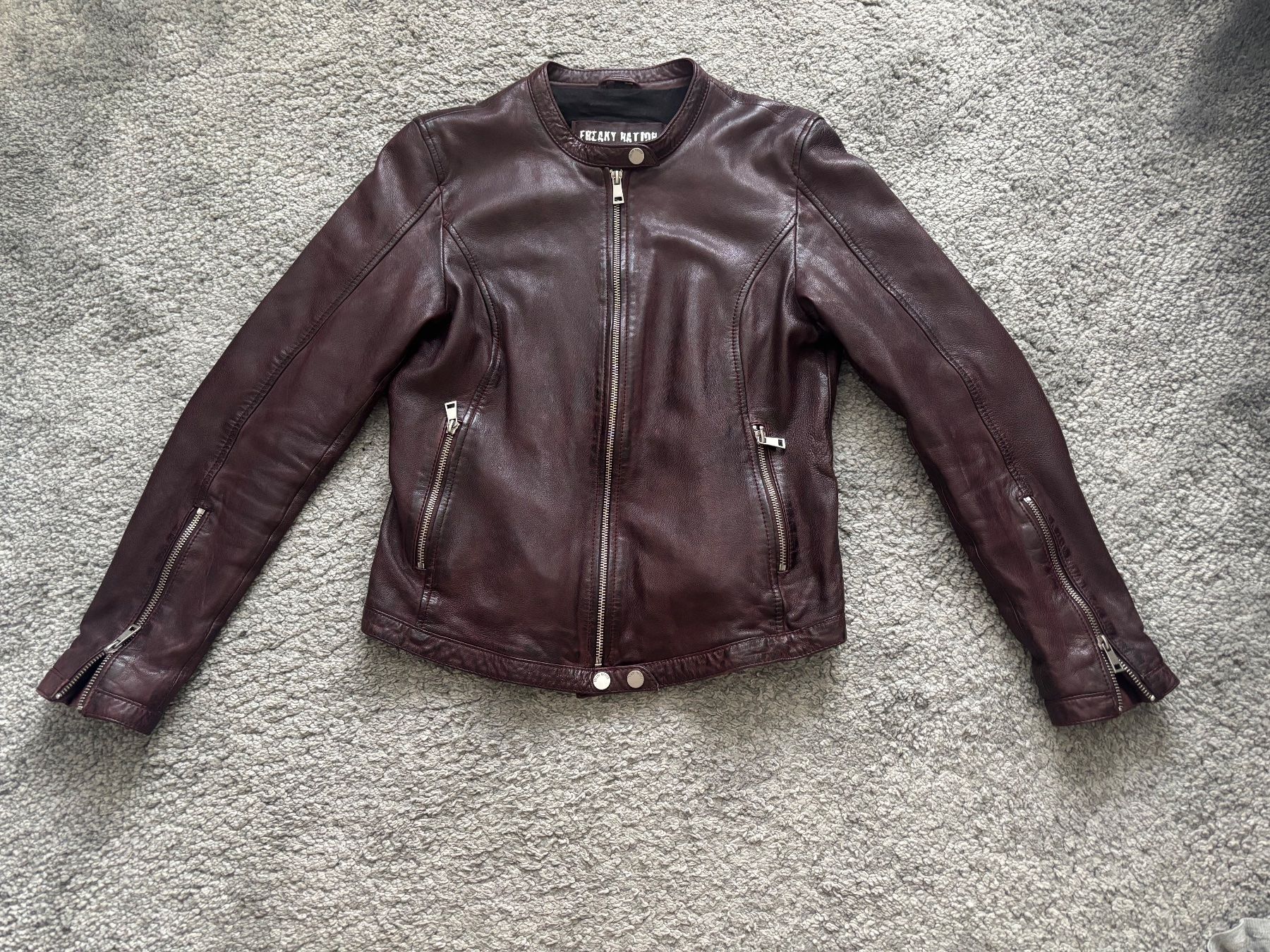 Giacche: Lederjacke / Bikerjacke Freaky Nation Gr. S bordeaux – Usato da Luzern venduto da hanhara 1