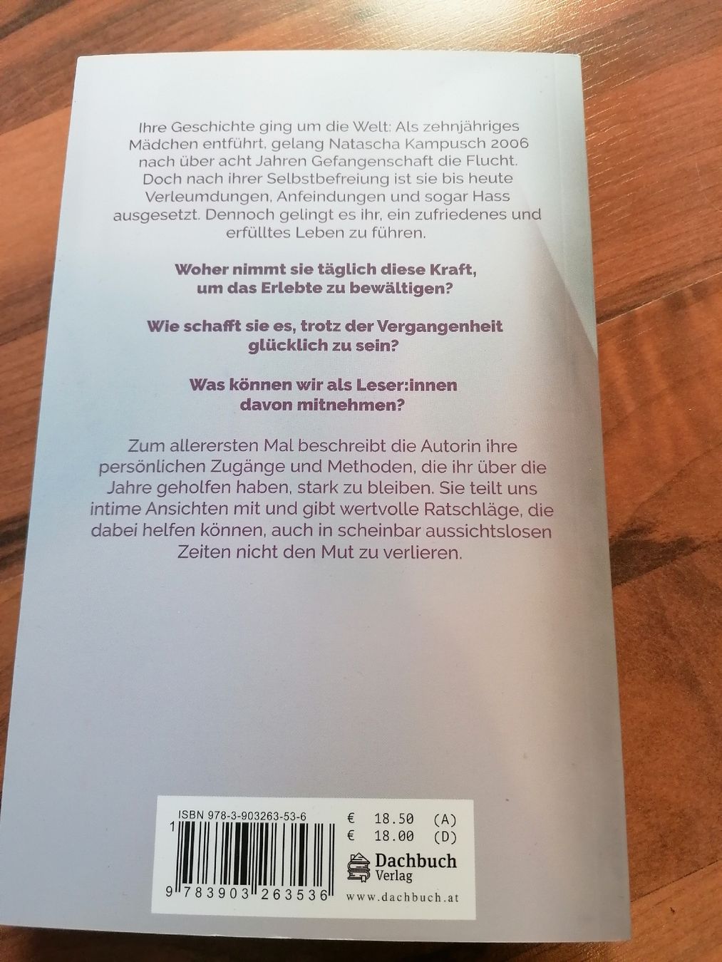 Livres: Natascha Kampusch - Stärke zeigen – Neuf (Voir description) à Wahlen b. Laufen par Aweiss 2