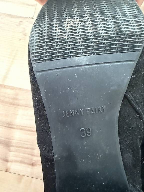 Damenschuhe: Schwarze Overknee-Stiefel – Gebraucht aus Rorschach von Tara234 3