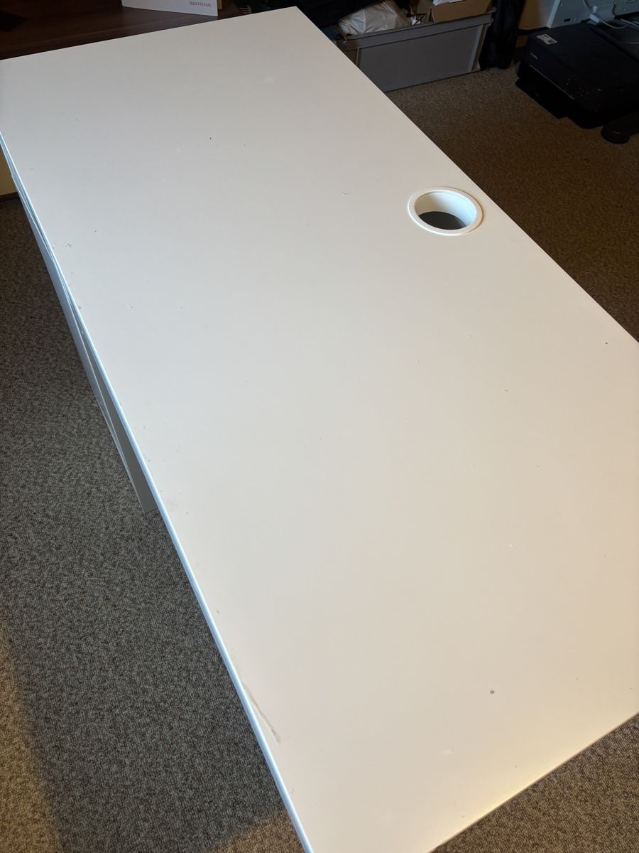 Ikea Schreibtische: Ikea MICKE Schreibtisch / Basteltisch – Gebraucht aus Elgg von nadja_222 1