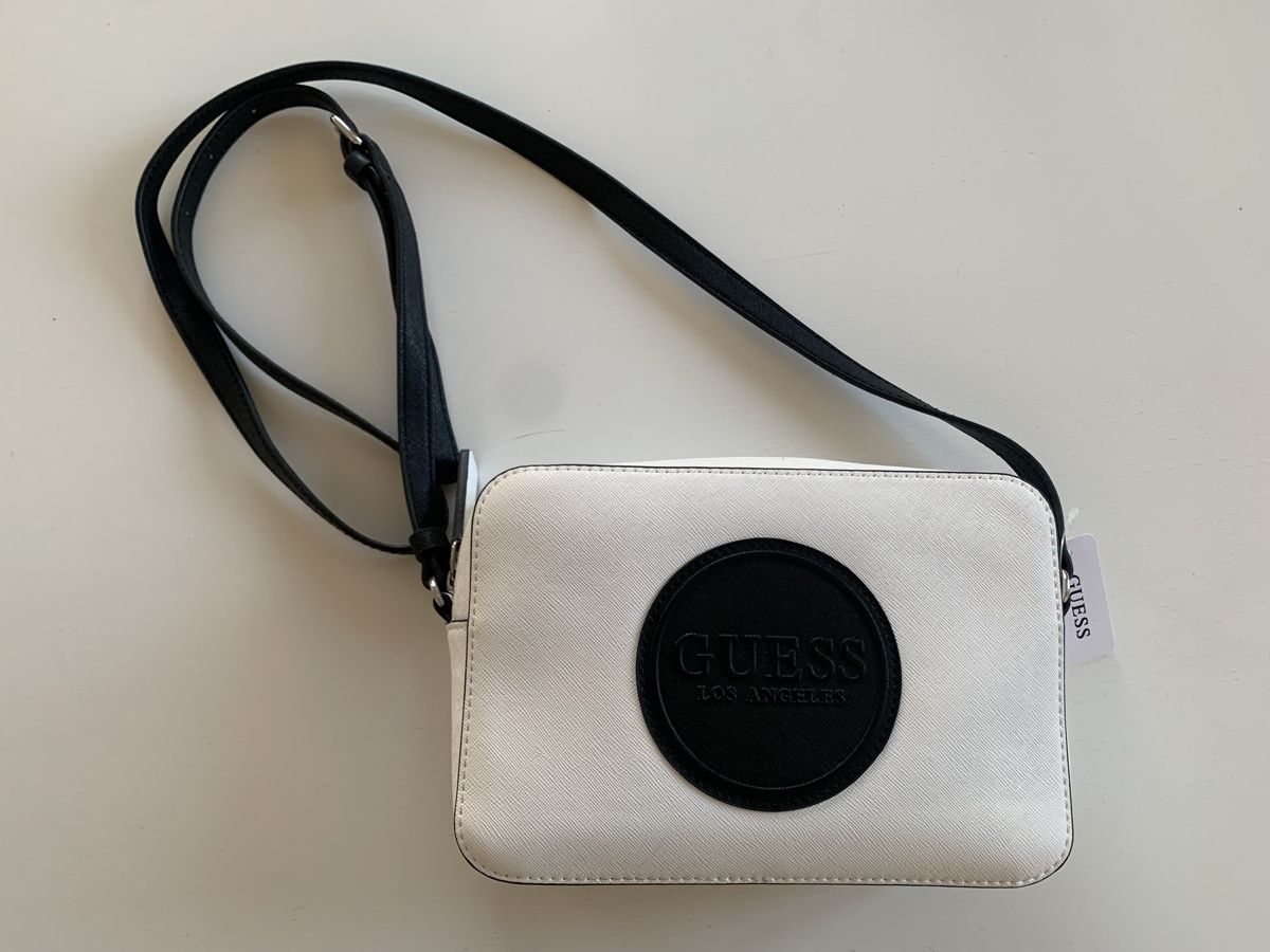 Guess Borse da donna: Neuf GUESS Crossbody bag – Nuovo (secondo la descrizione) da La Chaux-de-Fonds venduto da aeroame