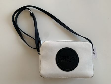 Neuf GUESS Crossbody bag