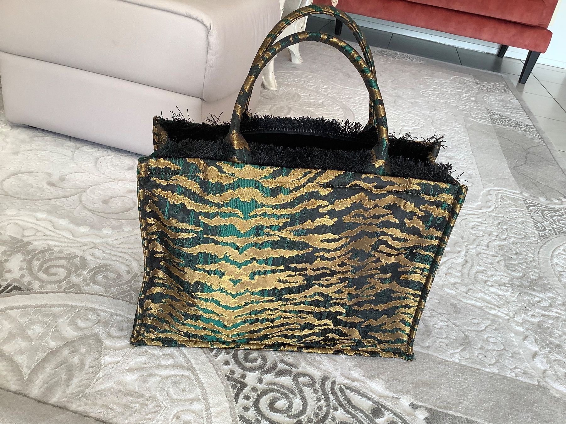 Borse da donna: Handtasche NEU – Nuovo e nell'imballaggio originale da Aegerten venduto da G7unit 1