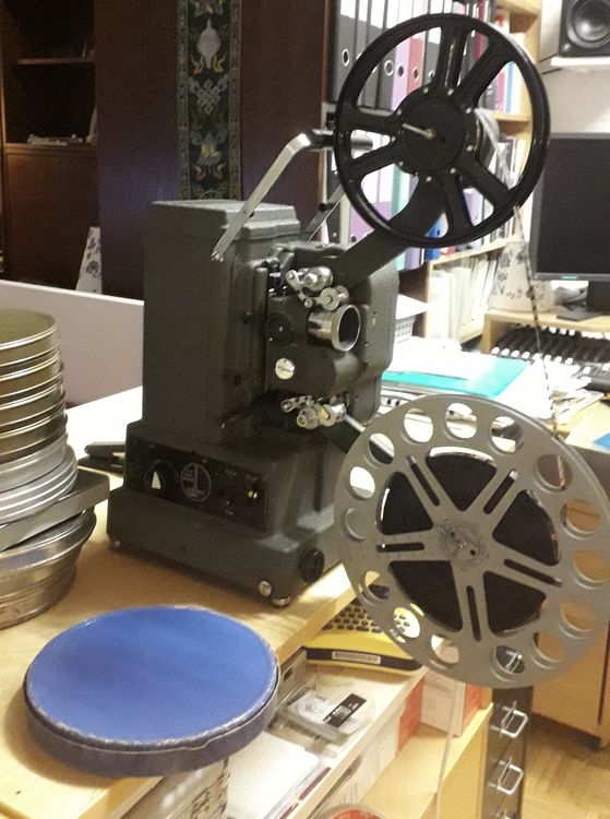 Projecteur Cinématographique Paillard Bolex G3 – Années 1950 – Tri-film 8/9,5/16mm – état Cosmétique Parfait
