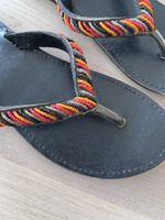 Schwarze Flip-Flops mit Perlenverzierung - Grösse 37 - Neu☀️