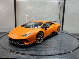 1:18 Lamborghini Huracan Performante Autoart inkl. OVP