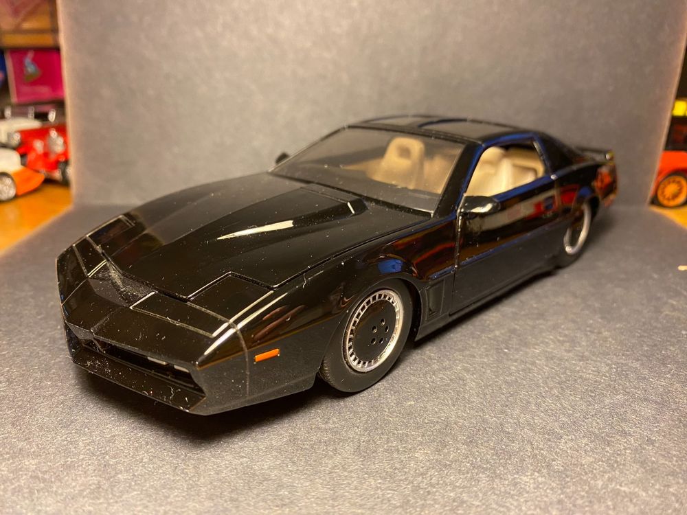 Knight Rider Pontiac Firebird mit Licht - Jadatoys 1:24 | Kaufen auf ...