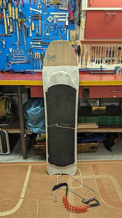 Board: Rayne Powder Surf Snowboard – Usato da Zürich venduto da patrickswitzer
