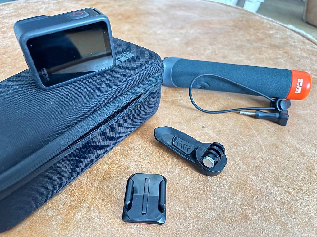 Gopro Action Cam: GOPRO 10 mit Zubehör – Usato da Trogen venduto da Rico-Mittelholzer 2