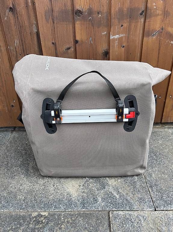 Sacs: Fahrradtasche – D'occasion à Laupen BE par Privat-ier 2