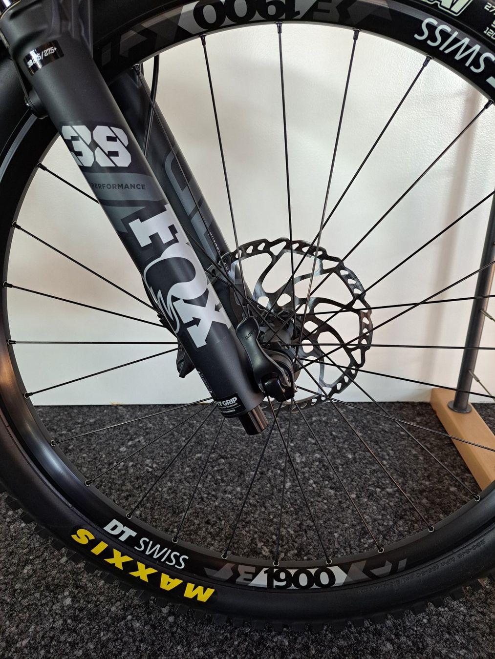 Biciclette: Yeti Sb 165 Carbon Neu – Nuovo e nell'imballaggio originale da Herisau venduto da Tioga 4