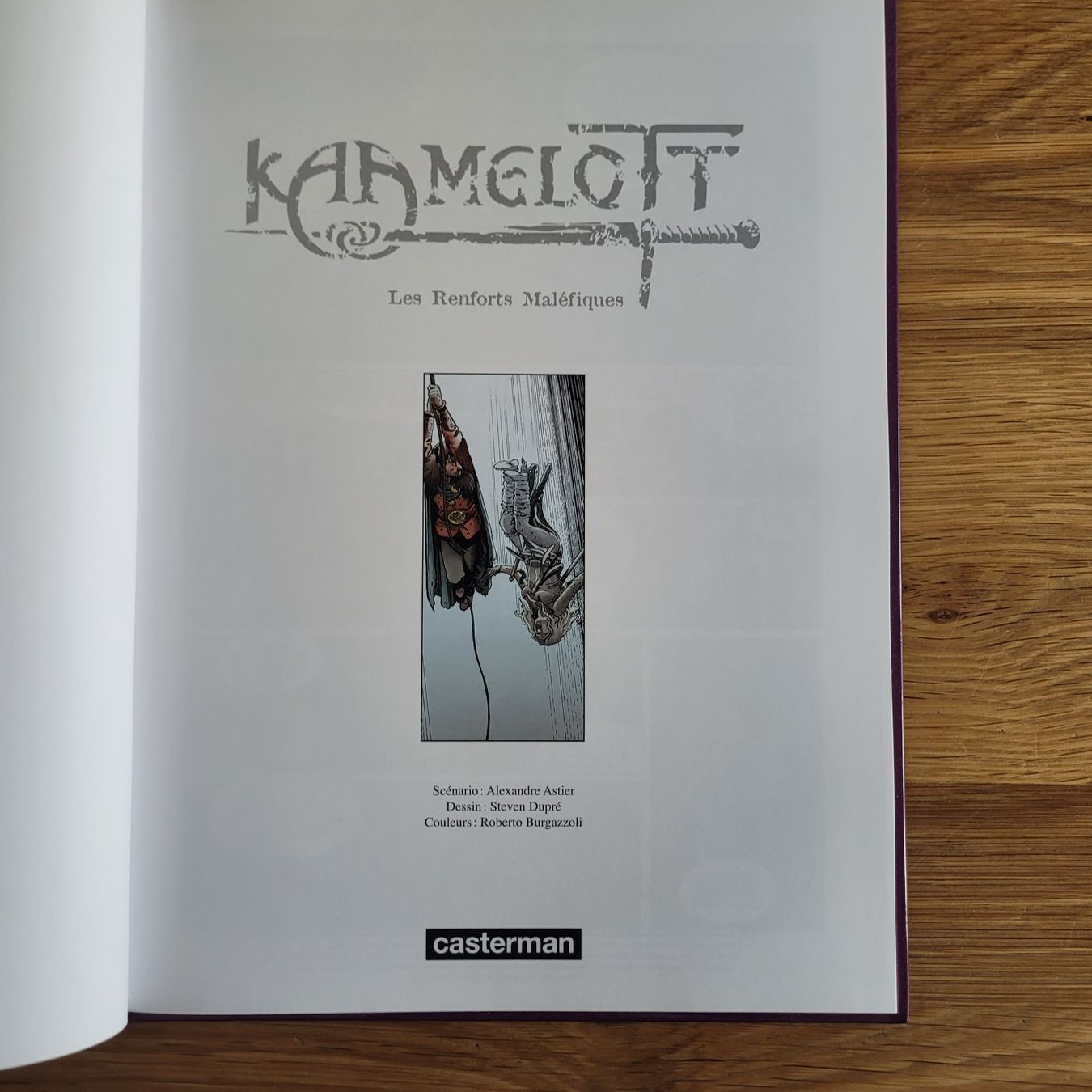 Fumetti: BD EO Kaamelott 9. Les Renforts Maléfiques – Usato da Biel/Bienne venduto da Destockweb 1