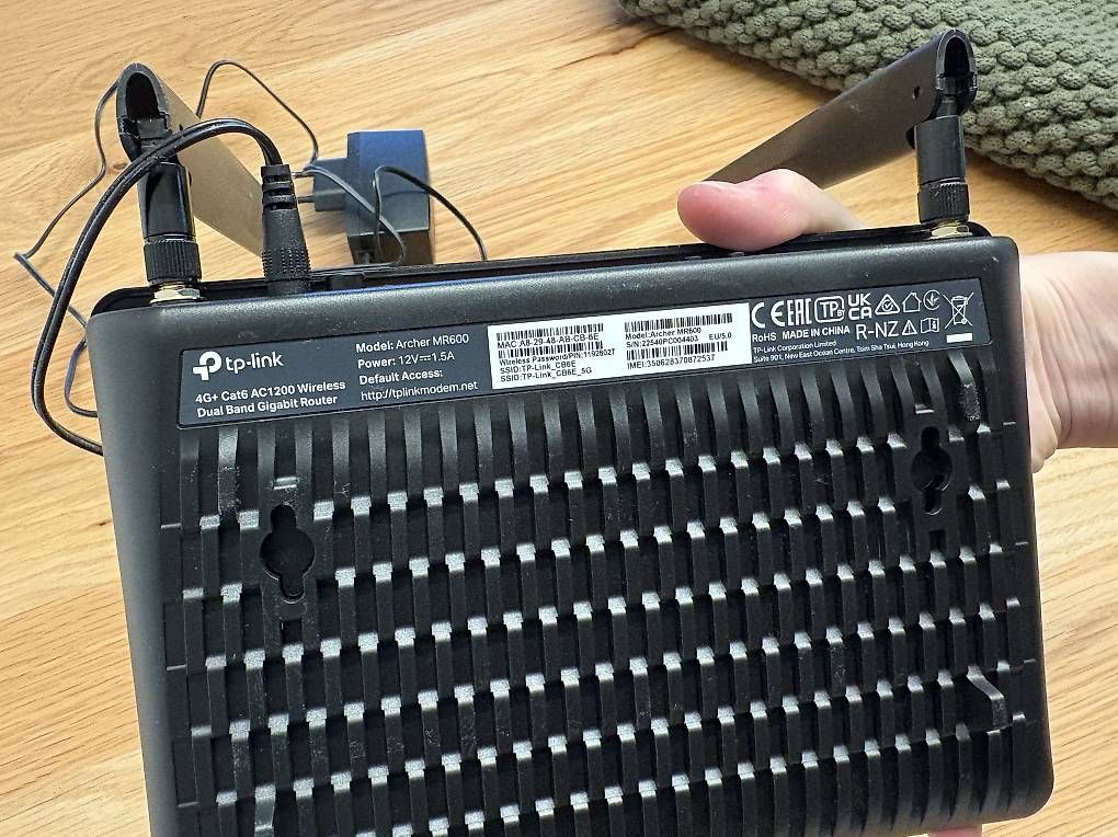 Modems & Router: SIM-Wlan-Router – Gebraucht aus Teufen AR von giannalooser 3