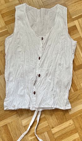 Bluse, ärmellos, weiss, knitter Stoff, Holzknöpfe, Gr. S