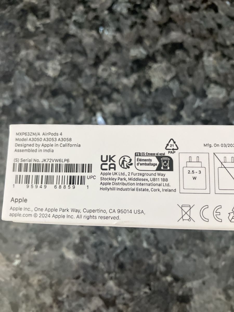 Apple Telefoni cellulari / Smartphones: AirPods 4 und Se 2022 – Usato da Rüti ZH venduto da nin_g8hv 3
